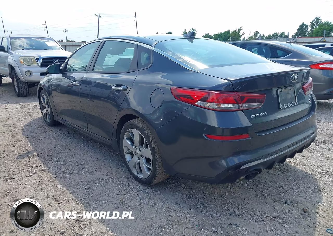 2019 Kia Optima S VIN:5XXGT4L32KG327813 - 3