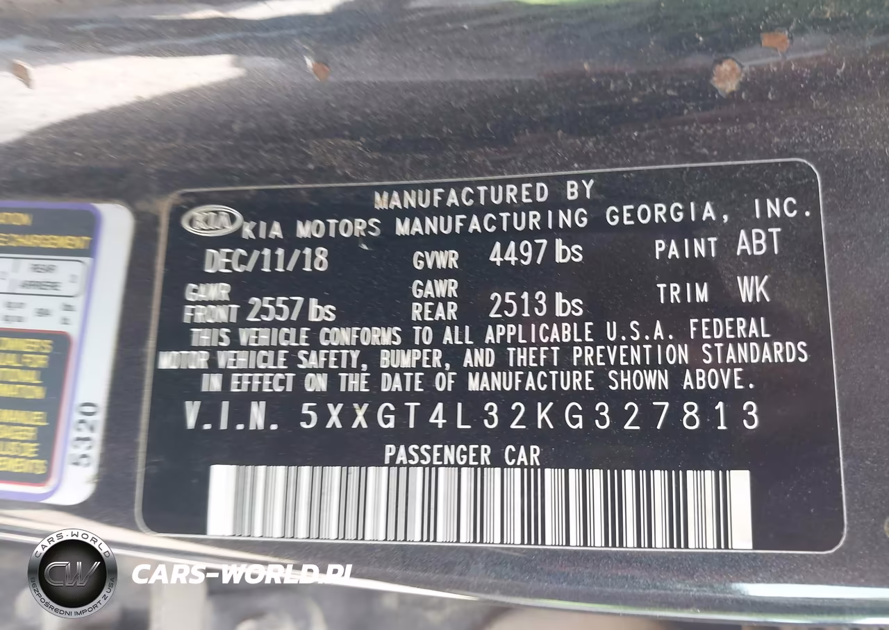 2019 Kia Optima S VIN:5XXGT4L32KG327813 - 9