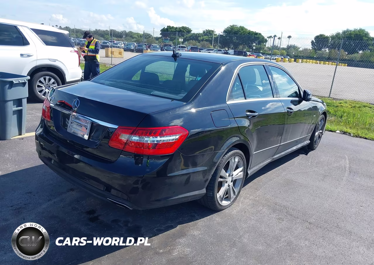 2012 Mercedes-Benz E 350 VIN:WDDHF5KB8CA576436 - 4