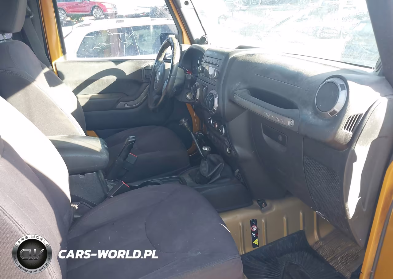 2014 Jeep Wrangler Sport VIN:1C4AJWAG3EL169841 - 5