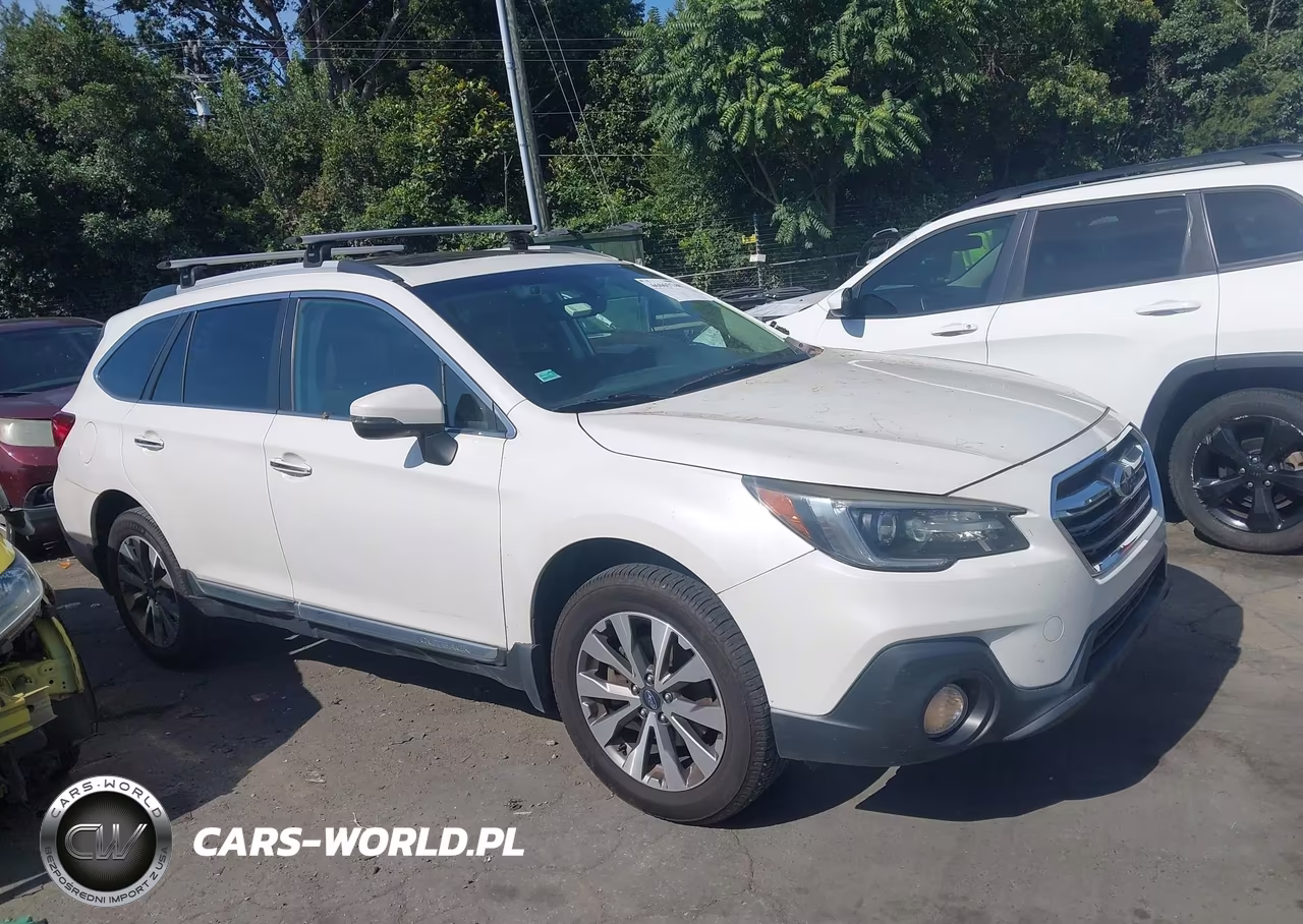 2019 Subaru Outback 3.6R Touring VIN:4S4BSETC1K3357383 - 13