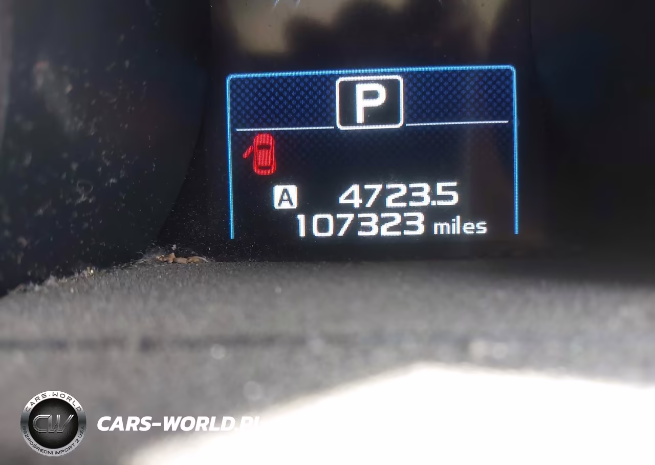 2019 Subaru Outback 3.6R Touring VIN:4S4BSETC1K3357383 - 15