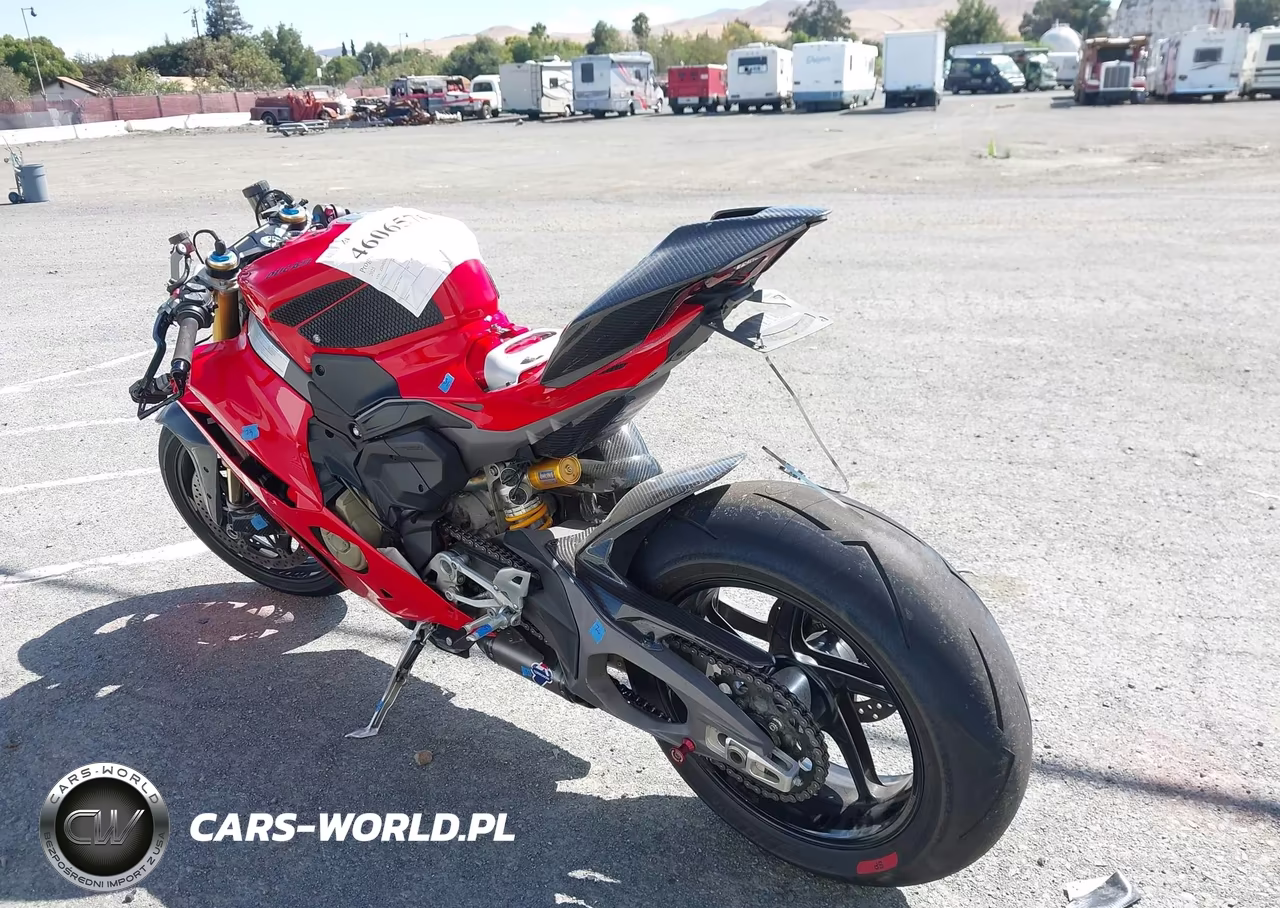 2025 Ducati Panigale V4-V4S VIN:ZDMDAG6W8SB002139 - 3