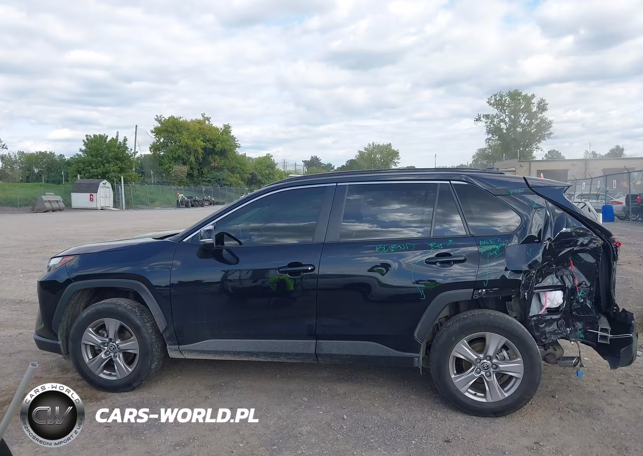 2023 Toyota Rav4 Hybrid Xle VIN:JTMRWRFV2PD200300 - 14