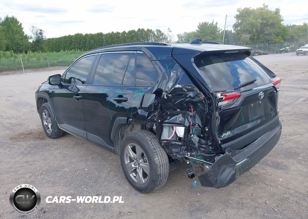 2023 Toyota Rav4 Hybrid Xle VIN:JTMRWRFV2PD200300 - 3