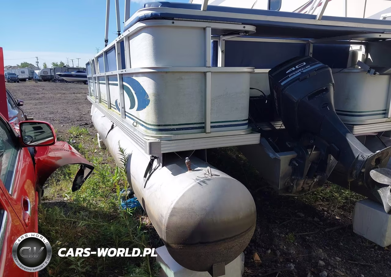 1996 Crest Iii Pontoon VIN:MAU02070D696 - 3