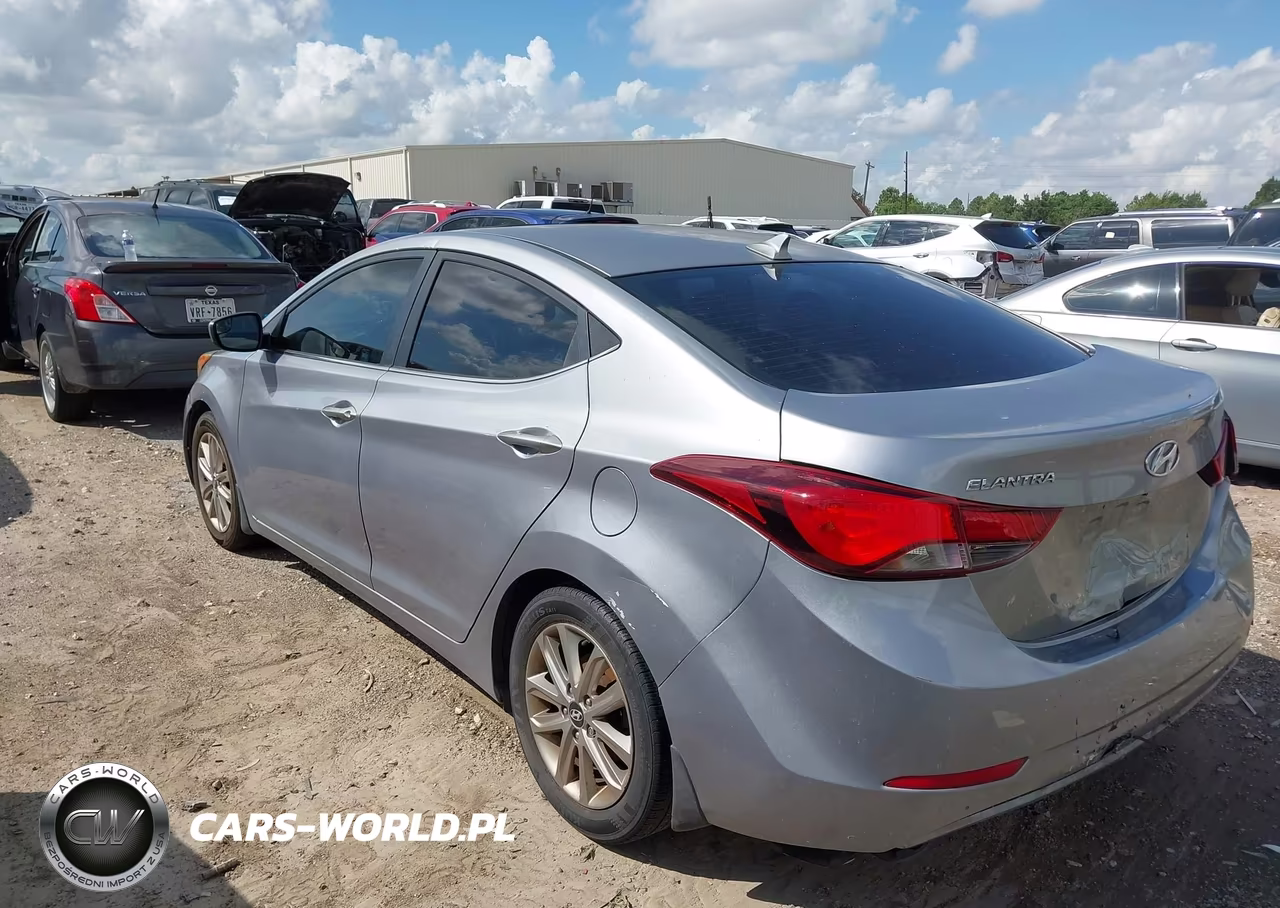 2015 Hyundai Elantra Se VIN:5NPDH4AE0FH618247 - 3