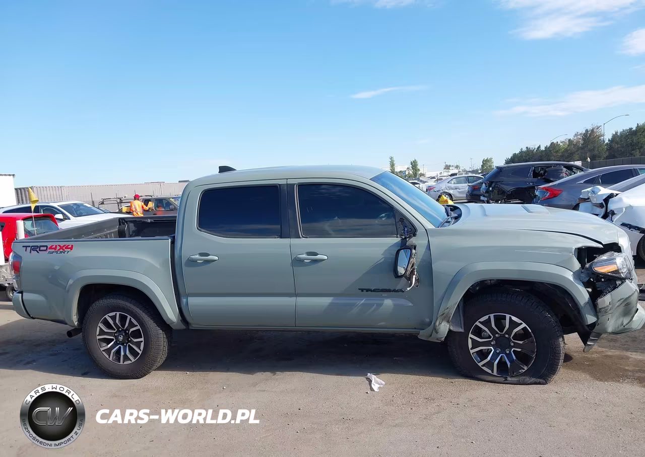 2023 Toyota Tacoma Trd Sport VIN:3TMCZ5ANXPM588331 - 13