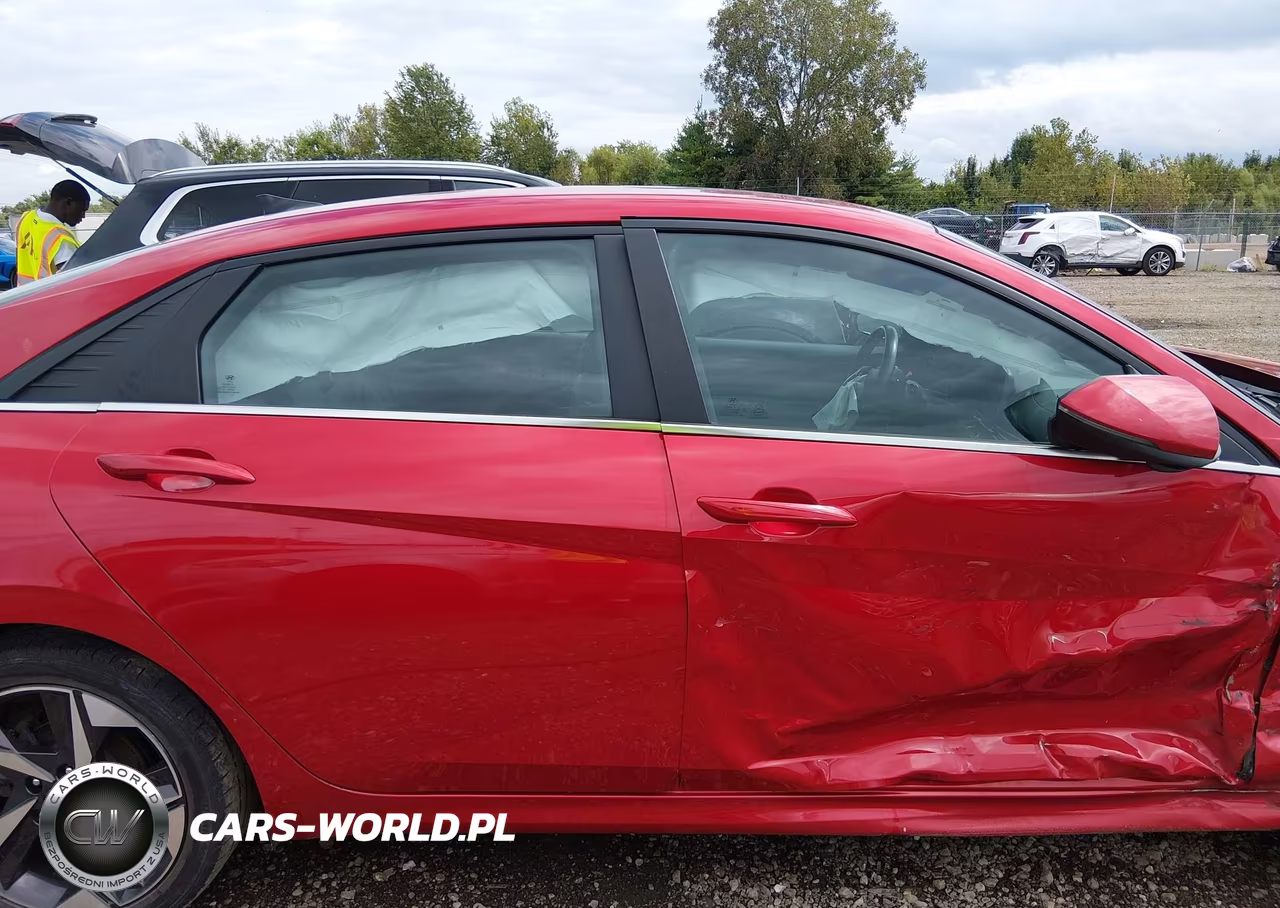 2022 Hyundai Elantra Limited VIN:5NPLP4AG5NH067554 - 13