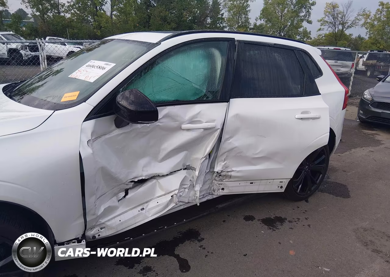 2026 Volvo Xc60 B5 Ultra Black Edition VIN:YV4M12RD2T1409709 - 6