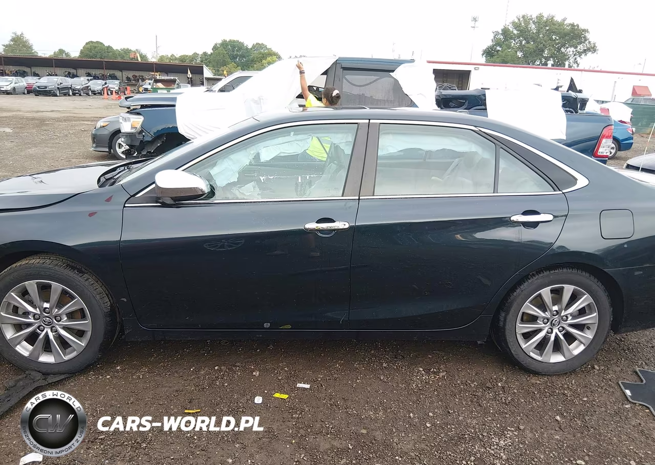 2016 Toyota Camry Xle VIN:4T1BF1FK1GU611191 - 14