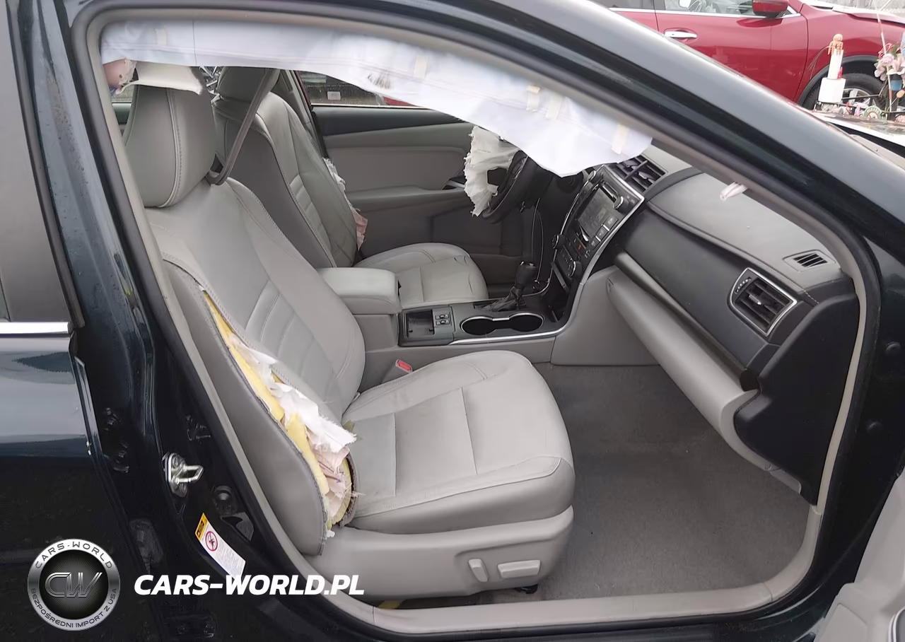 2016 Toyota Camry Xle VIN:4T1BF1FK1GU611191 - 5