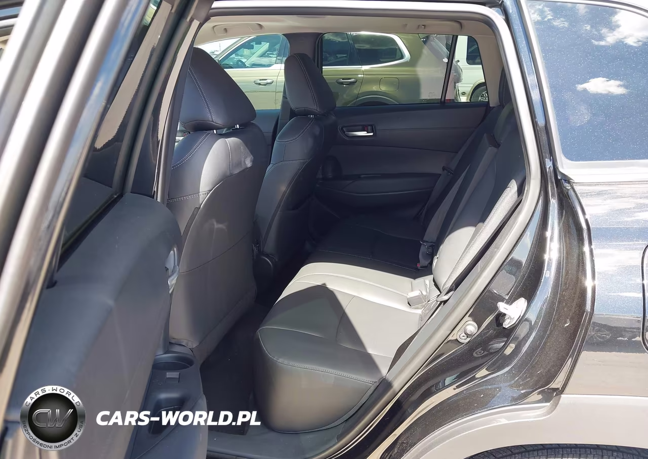 2025 Toyota Corolla Cross Xle VIN:7MUDAAAG7SV139967 - 8