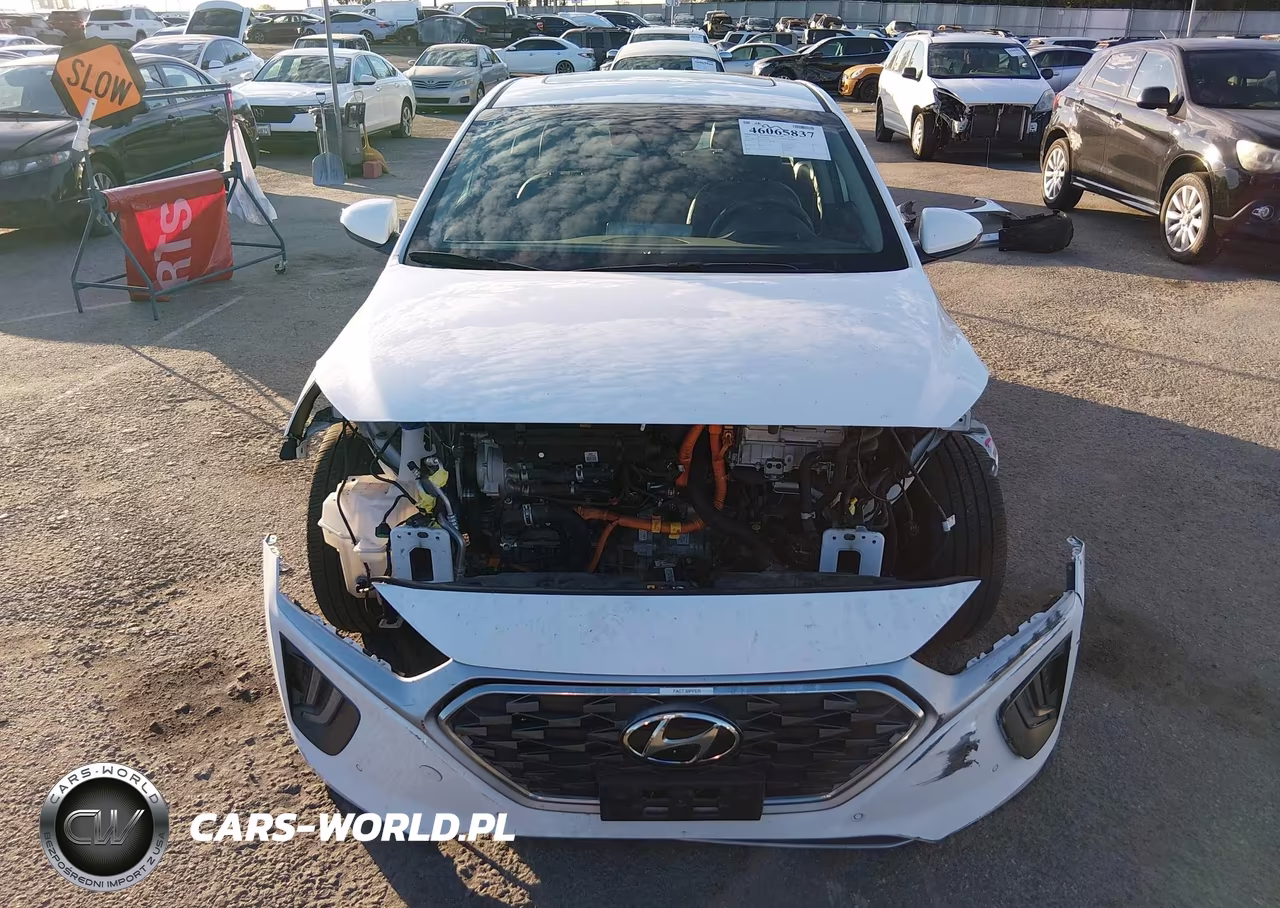 2021 Hyundai Ioniq Hybrid Limited VIN:KMHC05LC1MU255248 - 13