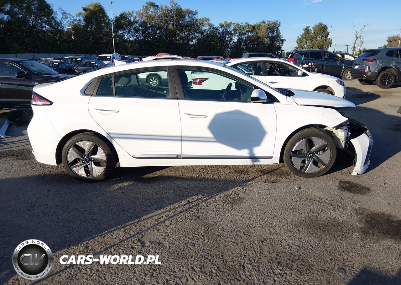 2021 Hyundai Ioniq Hybrid Limited VIN:KMHC05LC1MU255248 - 14