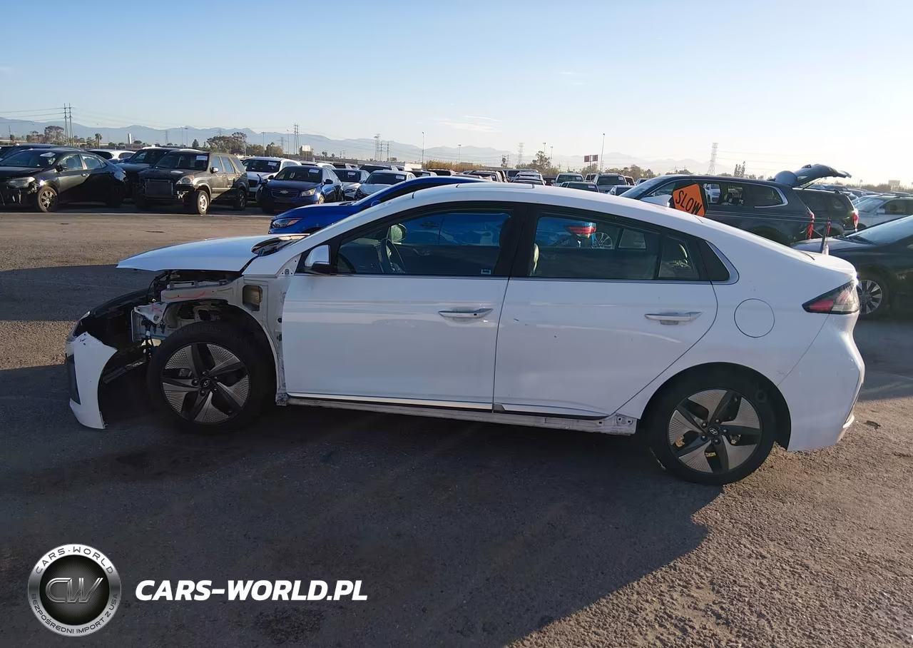 2021 Hyundai Ioniq Hybrid Limited VIN:KMHC05LC1MU255248 - 15