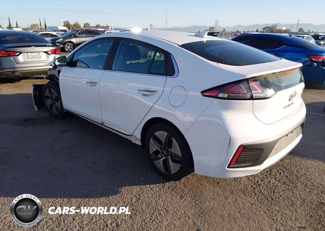 2021 Hyundai Ioniq Hybrid Limited VIN:KMHC05LC1MU255248 - 3