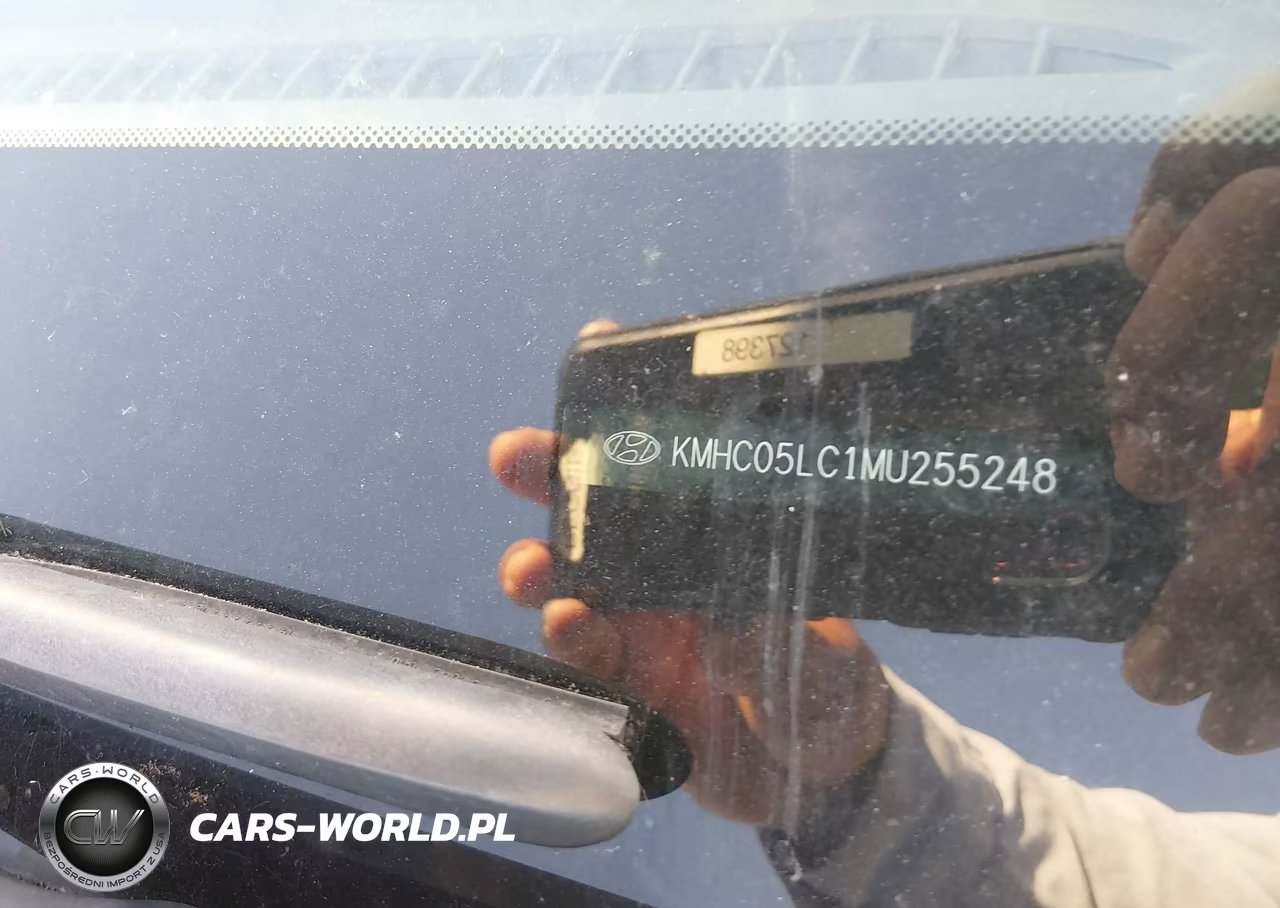 2021 Hyundai Ioniq Hybrid Limited VIN:KMHC05LC1MU255248 - 9