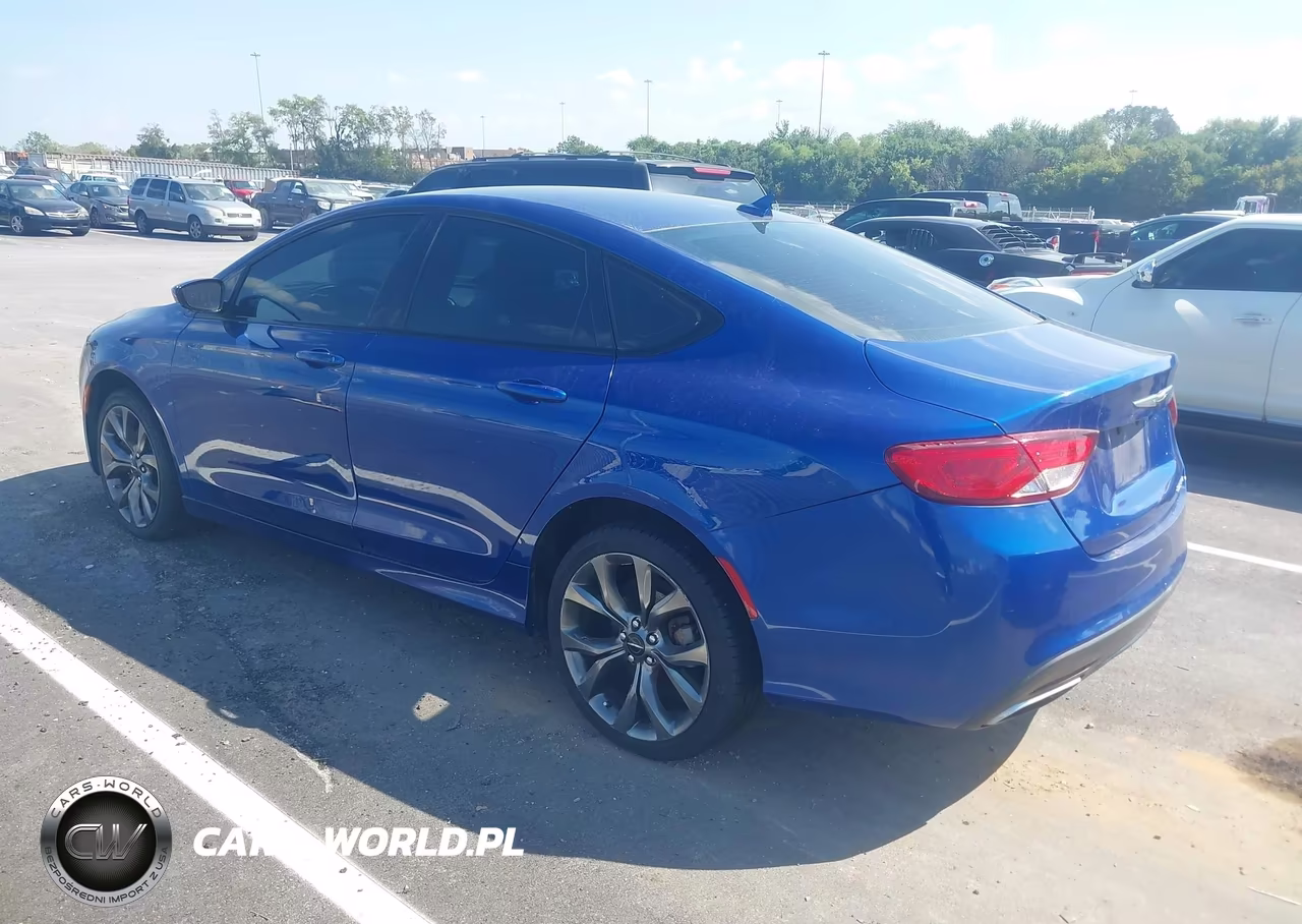 2015 Chrysler 200 C VIN:1C3CCCBG2FN516893 - 3