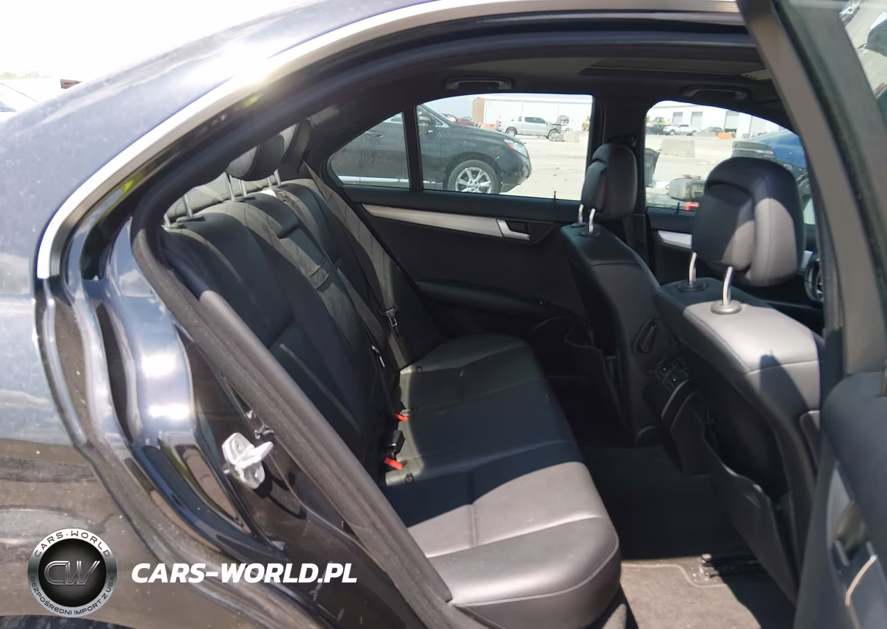 2014 Mercedes-Benz C 250 Sport VIN:WDDGF4HB7EA955461 - 8