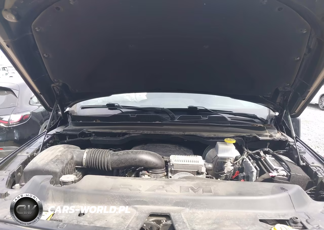 2021 Ram 1500 Laramie 4X4 5'7 Box VIN:1C6SRFJT6MN654625 - 10