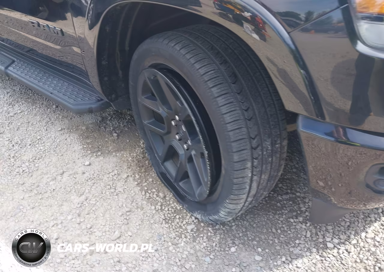 2021 Ram 1500 Laramie 4X4 5'7 Box VIN:1C6SRFJT6MN654625 - 19
