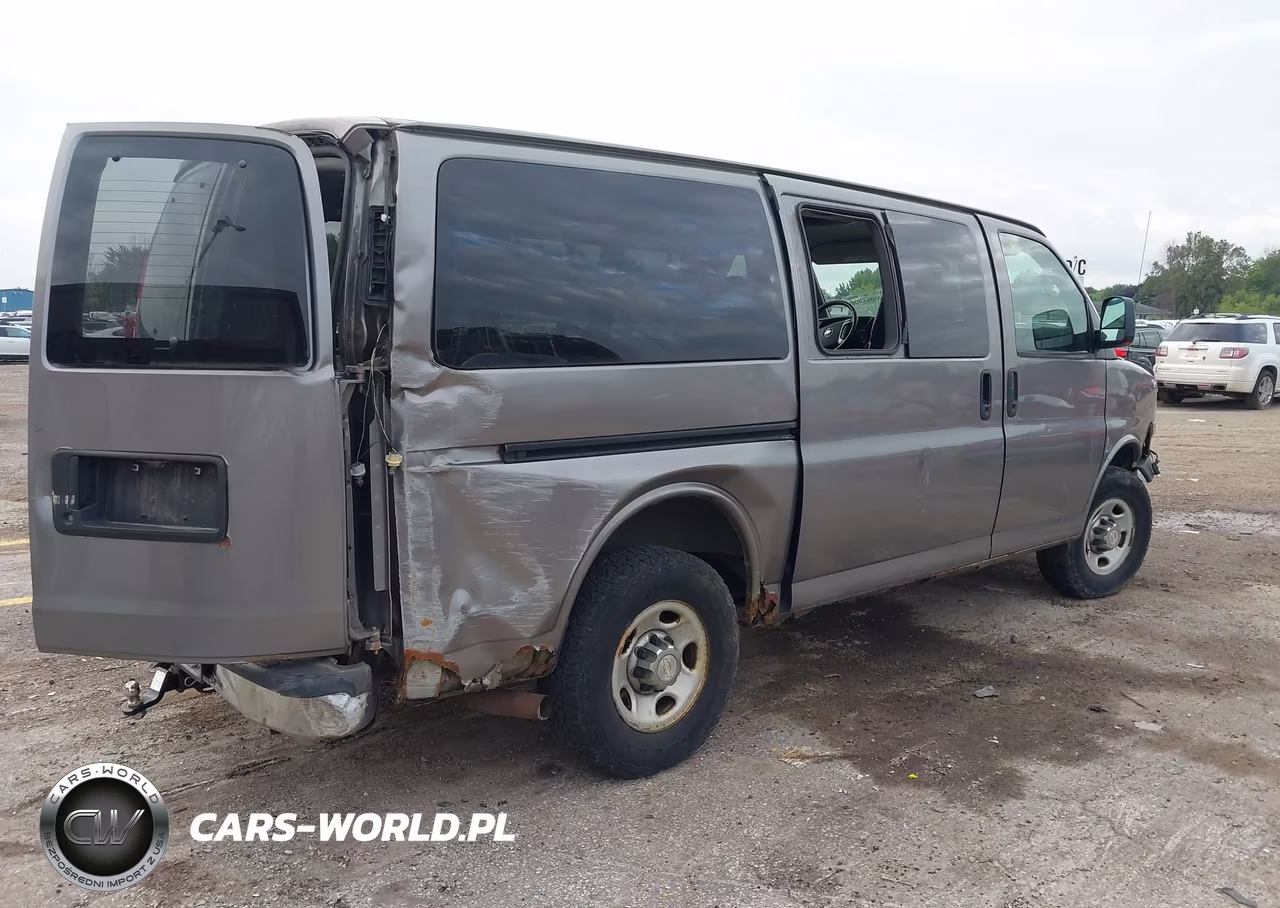 2009 Chevrolet Express 2500 Ls VIN:1GAGG25K791102735 - 4
