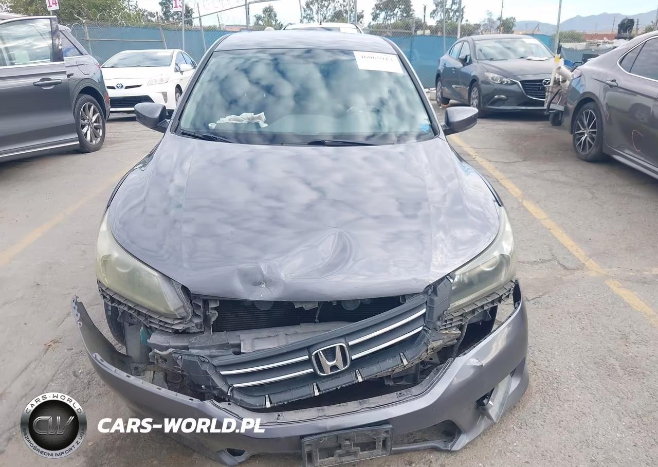 2015 Honda Accord Sport VIN:1HGCR2F58FA138858 - 16