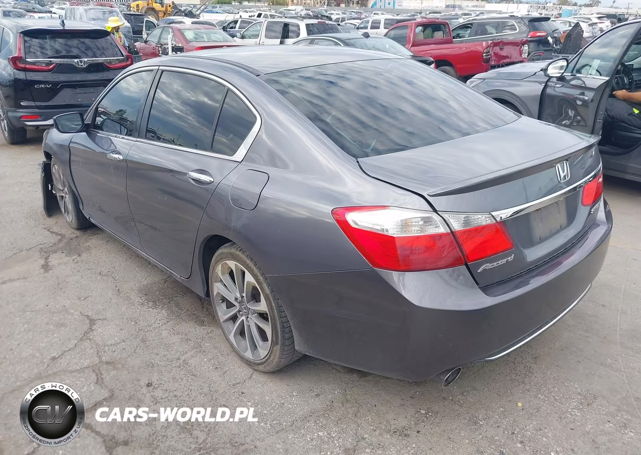 2015 Honda Accord Sport VIN:1HGCR2F58FA138858 - 3