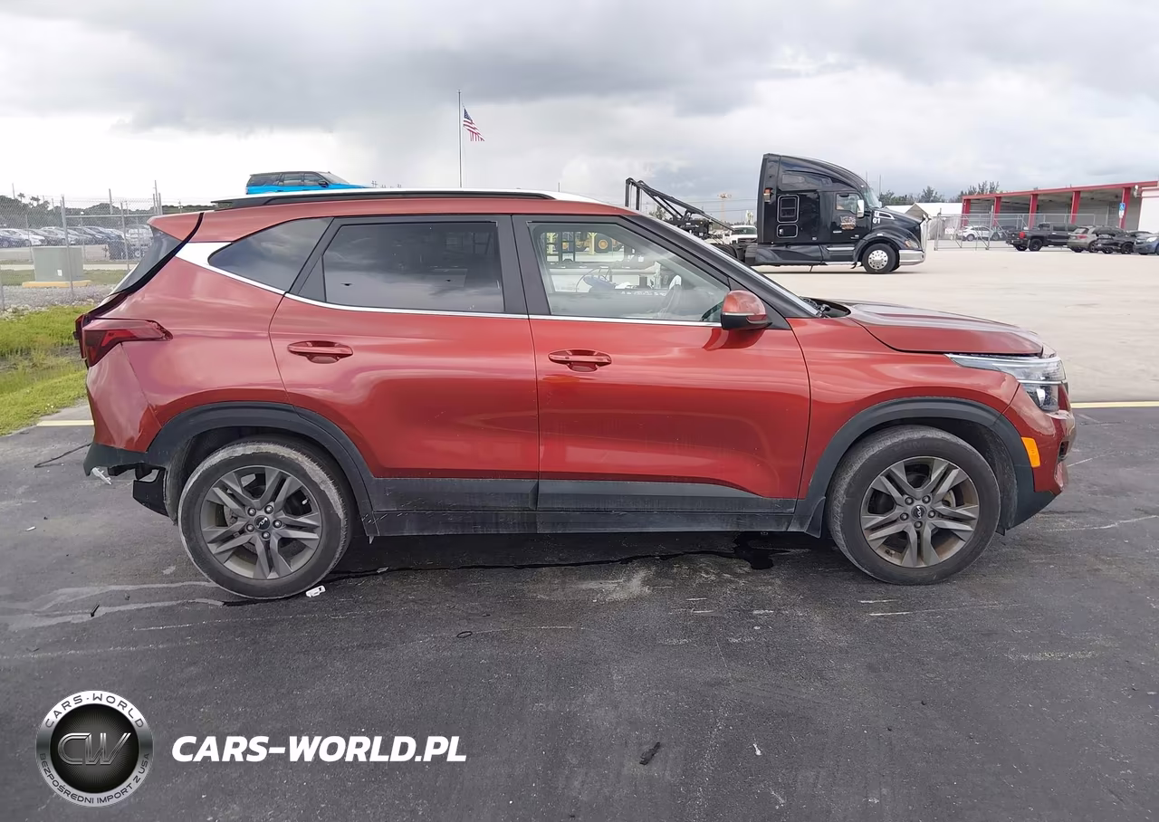 2023 Kia Seltos S VIN:KNDEU2AA0P7376700 - 13