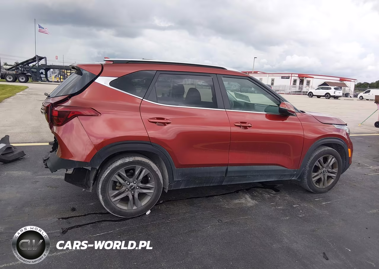2023 Kia Seltos S VIN:KNDEU2AA0P7376700 - 4