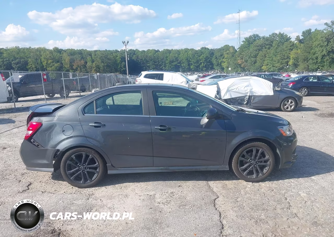 2018 Chevrolet Sonic Lt Auto VIN:1G1JD5SB0J4120128 - 13