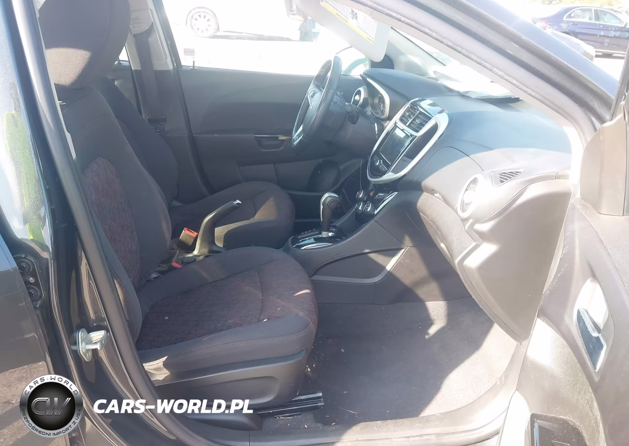 2018 Chevrolet Sonic Lt Auto VIN:1G1JD5SB0J4120128 - 5