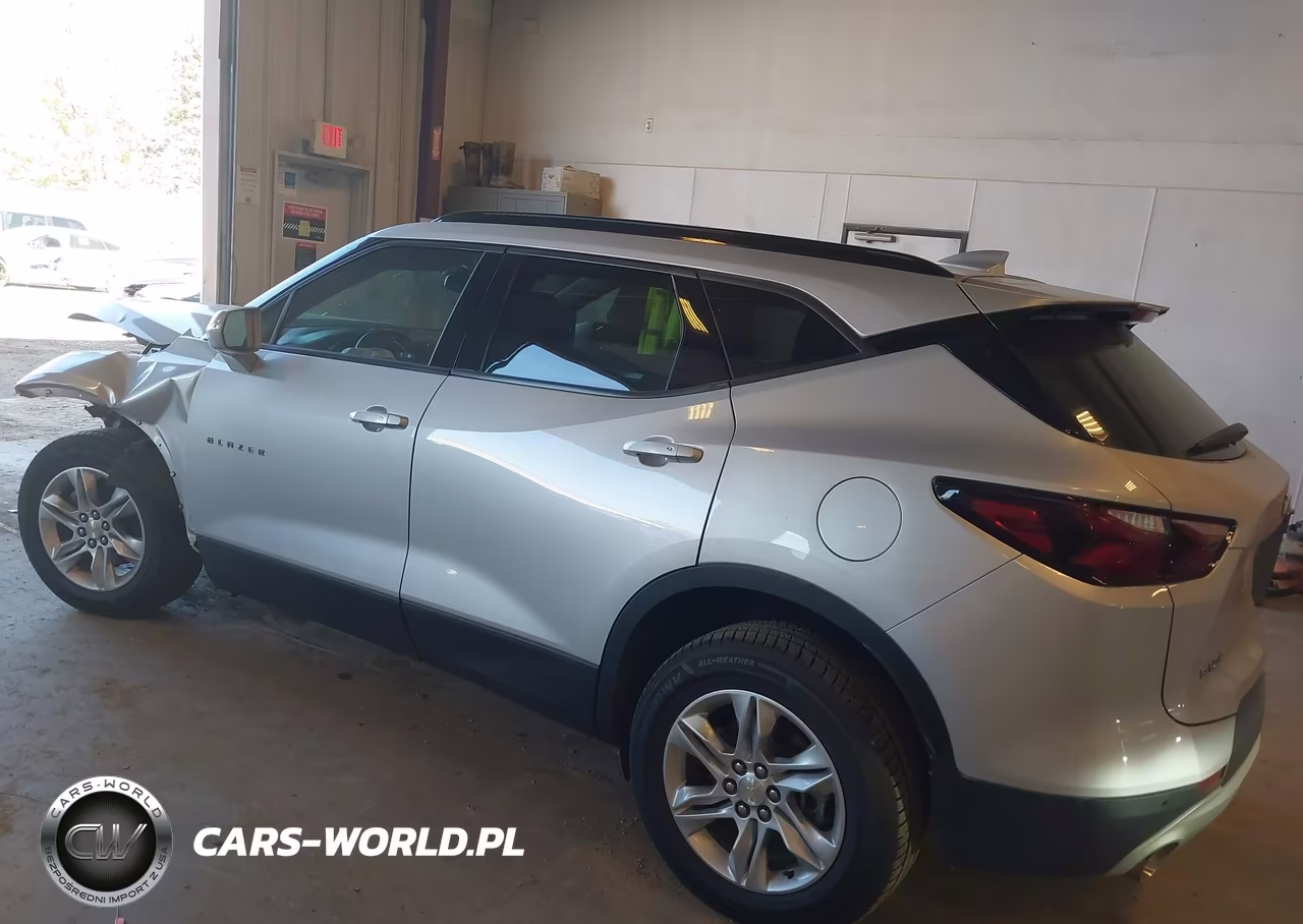 2020 Chevrolet Blazer Fwd 2Lt VIN:3GNKBCRS7LS627324 - 3