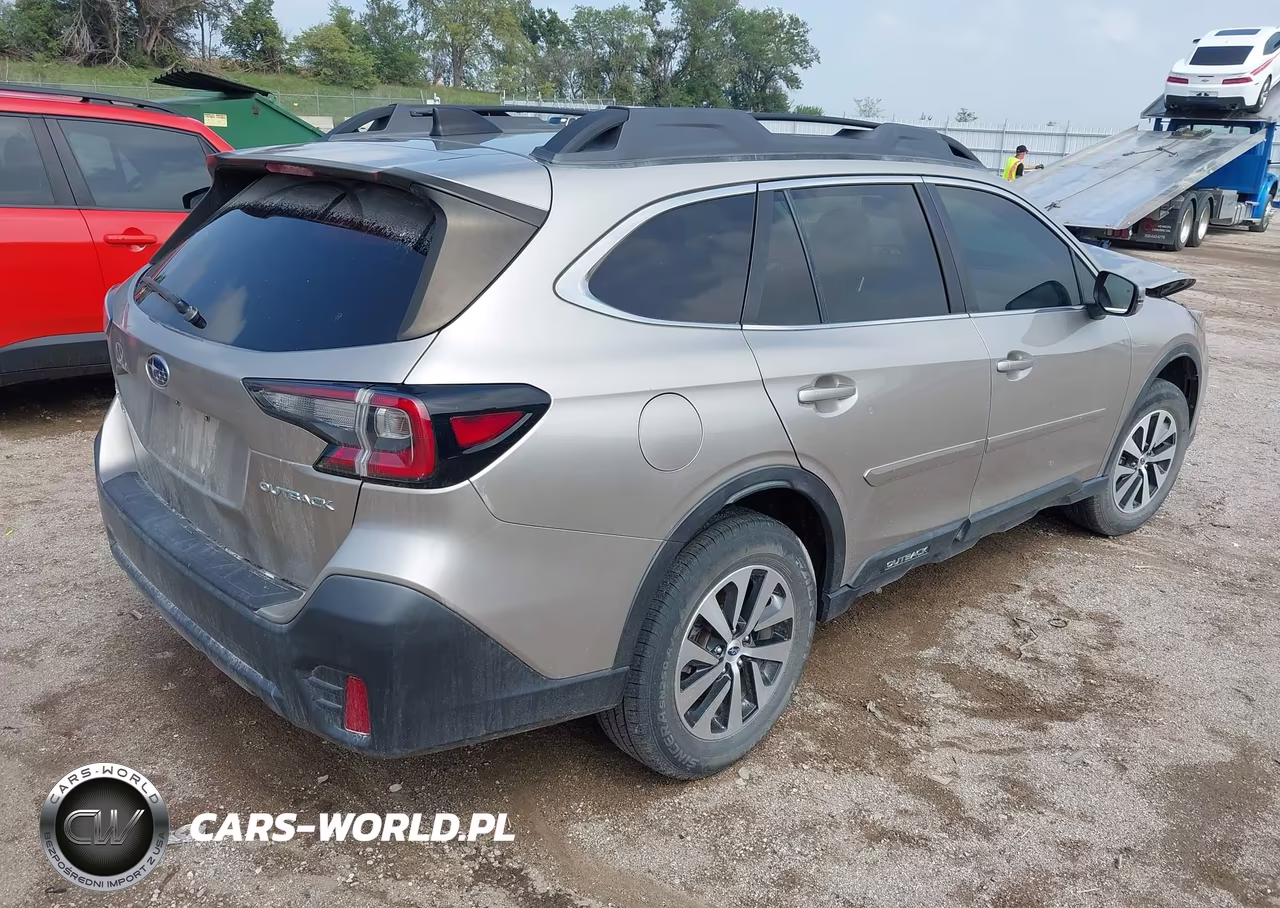 2020 Subaru Outback Premium VIN:4S4BTAEC2L3269947 - 4