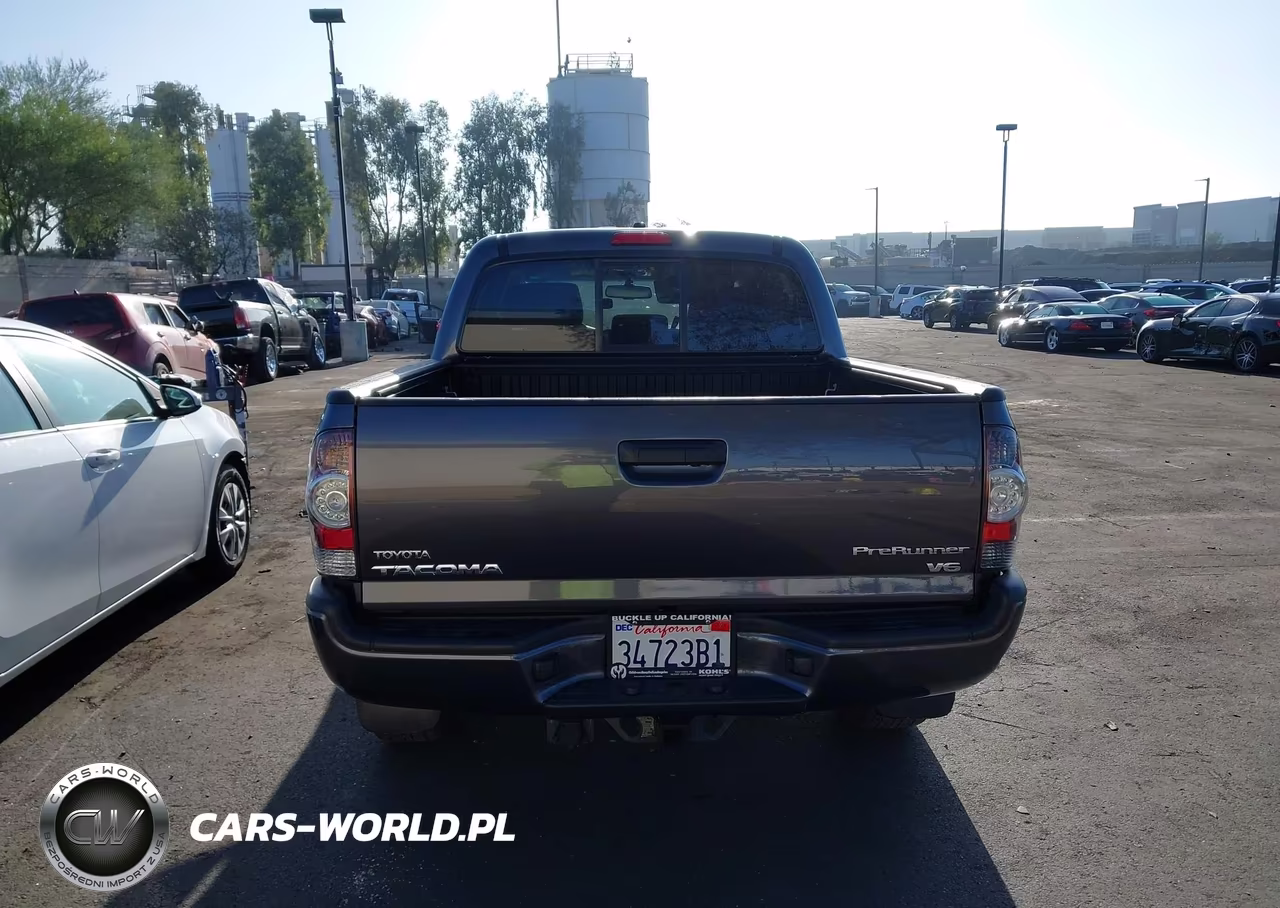 2011 Toyota Tacoma Prerunner V6 VIN:3TMJU4GN7BM116409 - 17