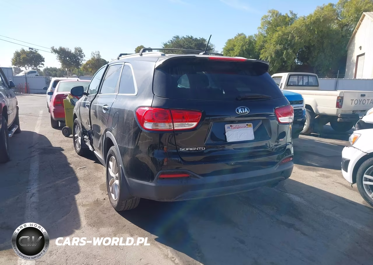 2017 Kia Sorento 2.4L Lx VIN:5XYPG4A35HG200923 - 3