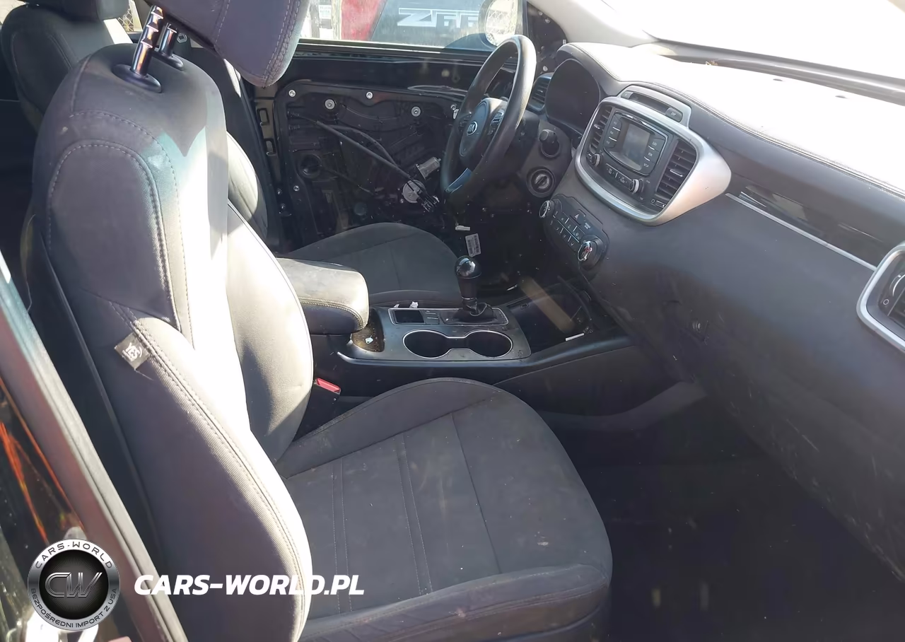 2017 Kia Sorento 2.4L Lx VIN:5XYPG4A35HG200923 - 5
