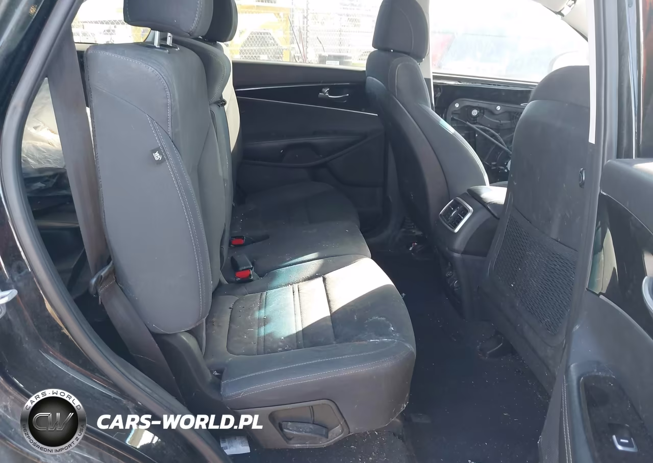 2017 Kia Sorento 2.4L Lx VIN:5XYPG4A35HG200923 - 8