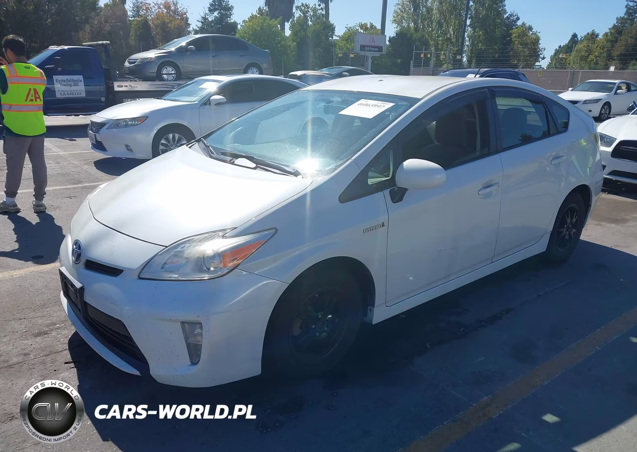 2015 Toyota Prius Two VIN:JTDKN3DU1F0468207 - 2