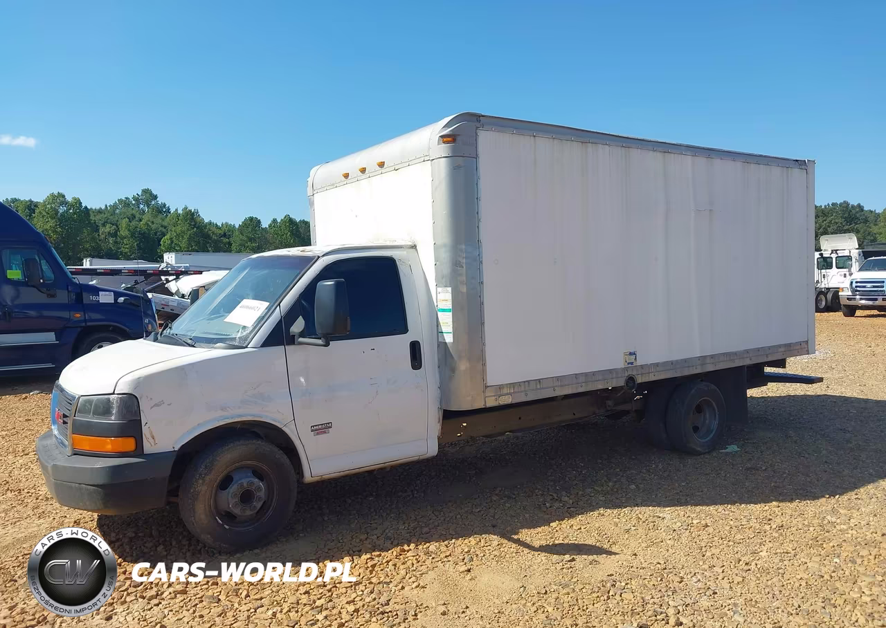 2008 GMC Savana G3500 VIN:1GDJG31C681909453 - 11