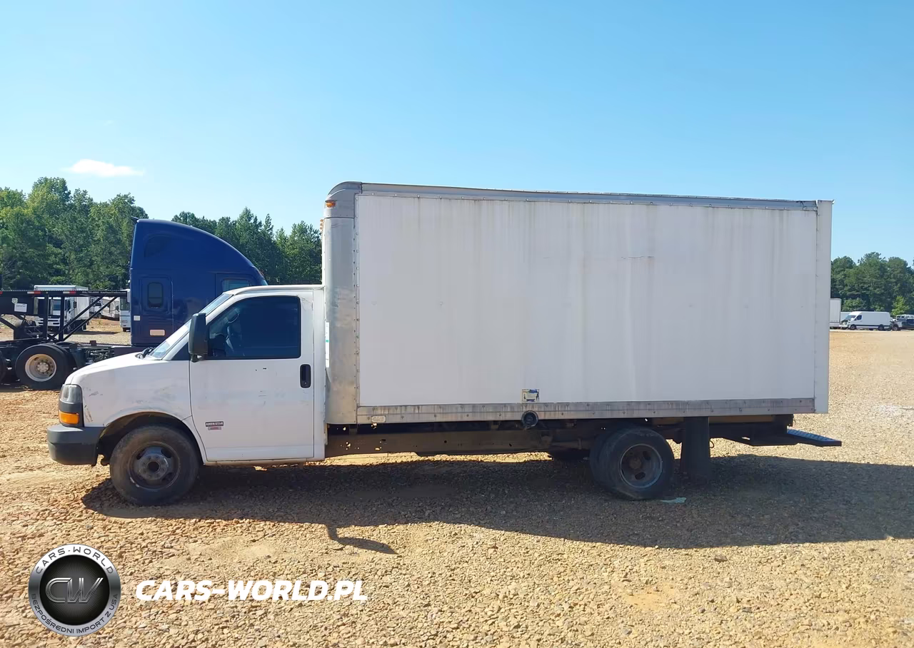 2008 GMC Savana G3500 VIN:1GDJG31C681909453 - 14