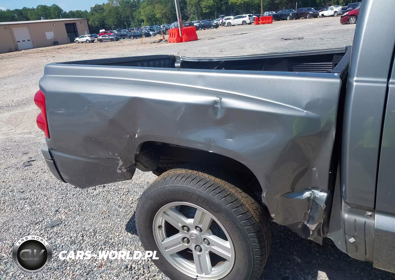 2010 Dodge Dakota Bighorn-Lonestar VIN:1D7CE3GP2AS119098 - 15