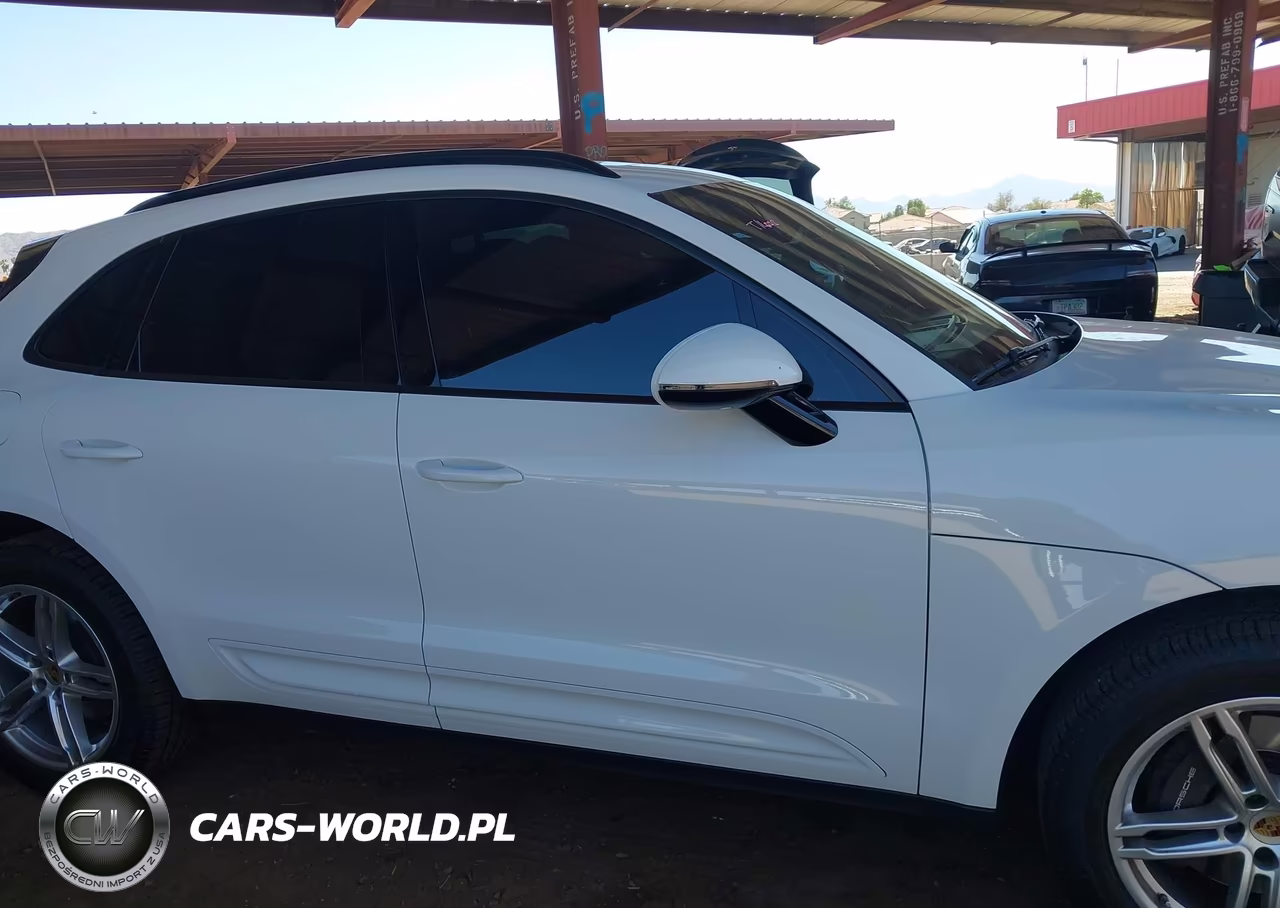 2022 Porsche Macan VIN:WP1AA2A54NLB04017 - 14