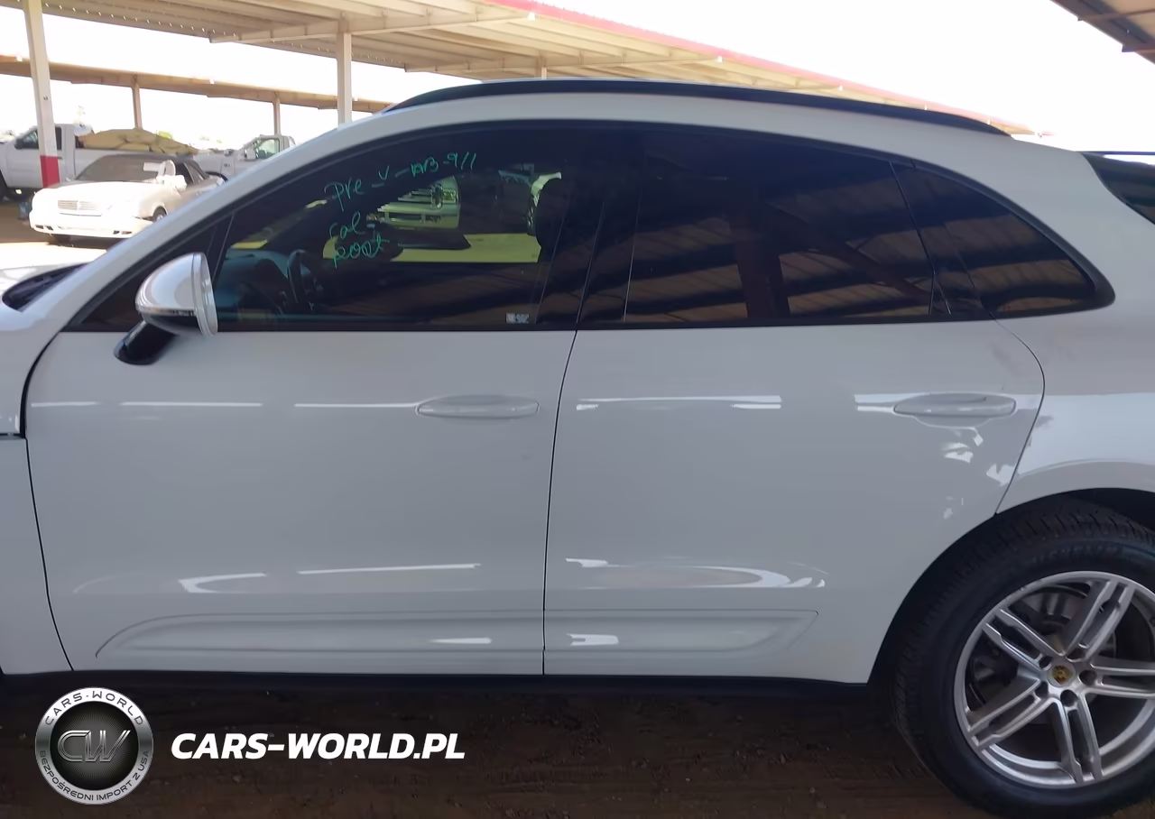 2022 Porsche Macan VIN:WP1AA2A54NLB04017 - 15