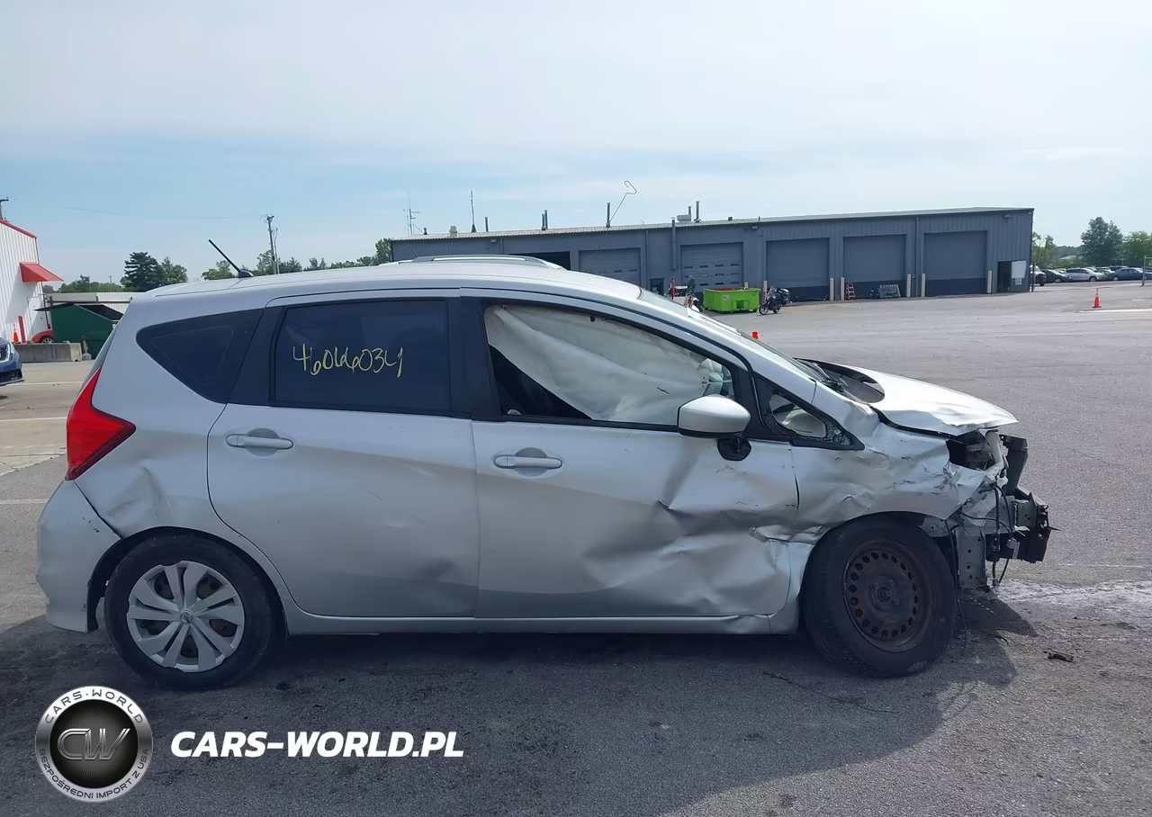 2018 Nissan Versa Note Sv VIN:3N1CE2CP1JL370464 - 14