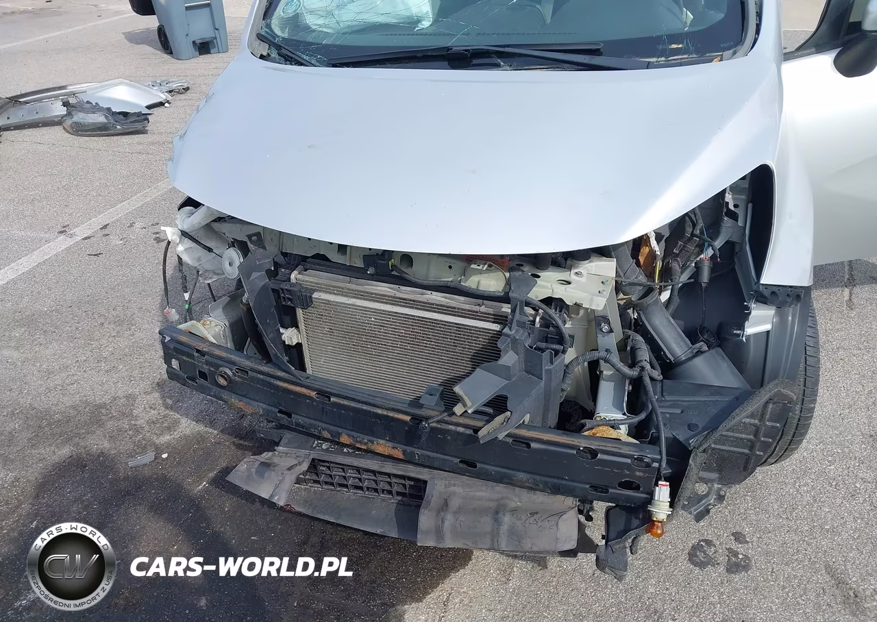 2018 Nissan Versa Note Sv VIN:3N1CE2CP1JL370464 - 6