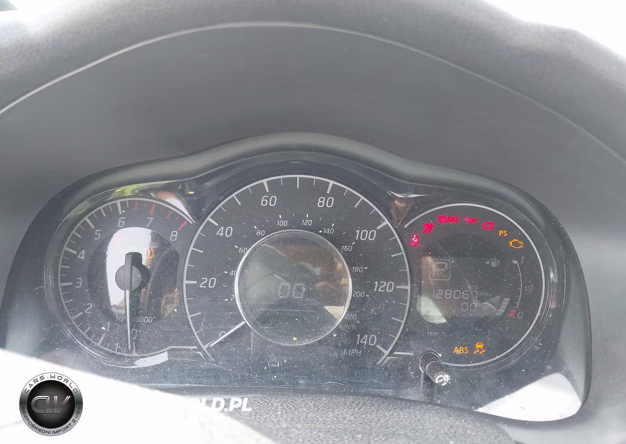 2018 Nissan Versa Note Sv VIN:3N1CE2CP1JL370464 - 7