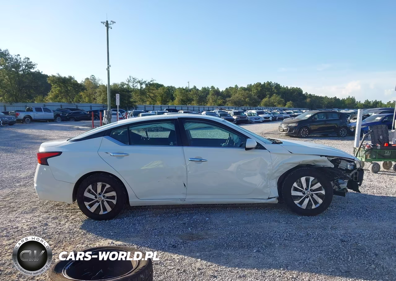 2019 Nissan Altima 2.5 S VIN:1N4BL4BV1KC255182 - 14