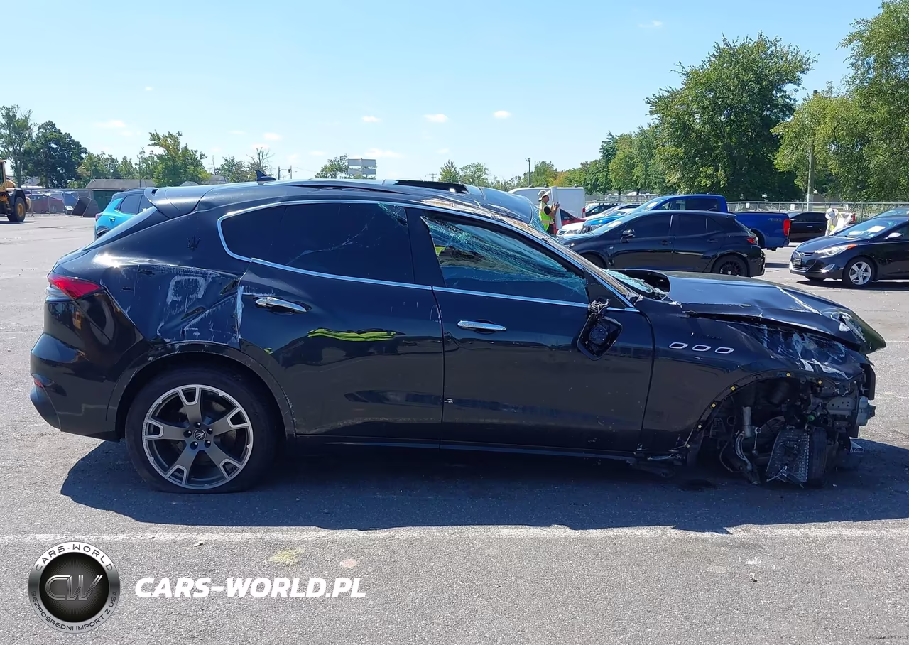 2023 Maserati Levante Modena VIN:ZN661YUM8PX419586 - 13